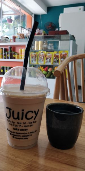 Mamey (aka sapodilla/sapoche) smoothie at Juicy in Ho Chi Minh City