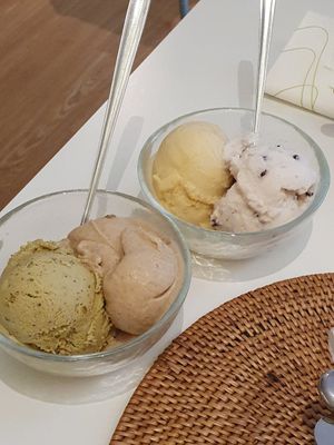 Pistachio + Apfelstrudel ice creams, and passion fruit + stracciatella at The Sacred in Zurich