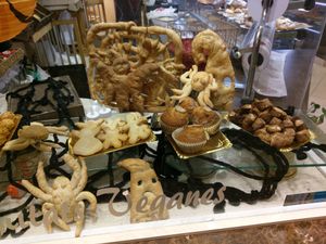 Critters in the window! at Santa Clara Bakery  in Barcelona
