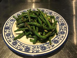 green beans at All Seasons Table in Malden