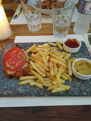 The vegan burger without bread at Carpe Diem in Zakynthos
