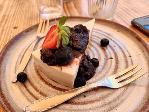 Lemon cheese cake at Goldig in Lagos