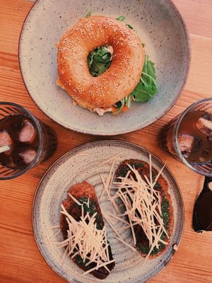 Vegan smoked salmon bagel and Tosta Vegana at Goldig in Lagos