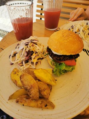 Saturday burger at Goldig in Lagos