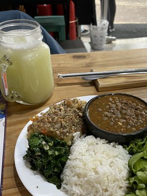 Prato feito vegano (escondidinho de legumes)  at Pop Art Cafe in Foz Do Iguacu