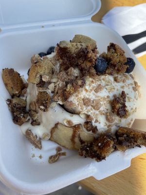 Custom Roll, just ok taste wise  at Cinnaholic in Los Angeles