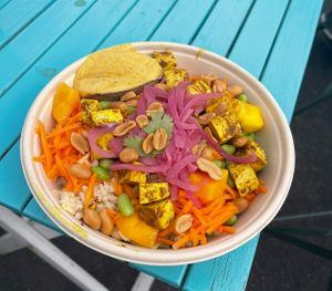 Curry bowl, so delicious 💚  at Palma Kiosk & Kaffebar in Sarpsborg