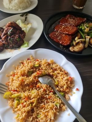 Really nice at SHU Vegetarian 蔬方斋 - Ang Mo Kio  in Northeast Singapore