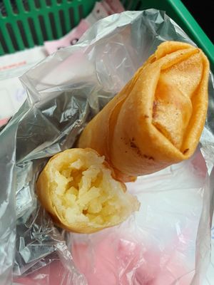 Spring roll, $1 , on the sweet side ~ Circuit Breaker Period Phase 2 at Xiang Mei Vegetarian in East Singapore