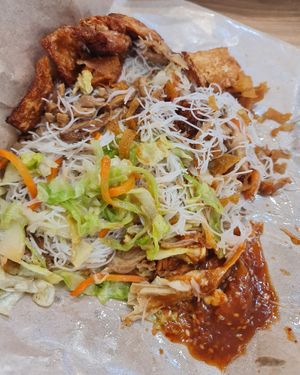 $2.50 mee hoon ~ 31/8/22 at Meow Xiang Vegetarian  妙香斋素食 - Bedok in East Singapore