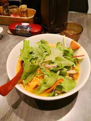 with lettuce at Soranoiro in Tokyo