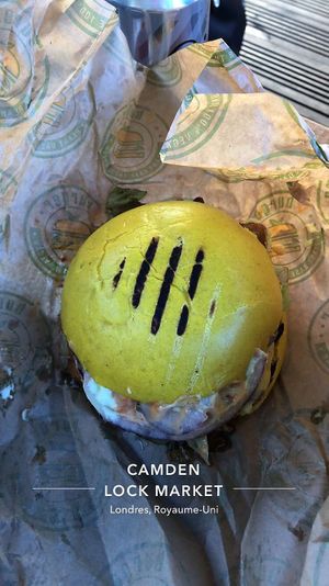 Meilleur burger vegan que j’ai jamais goûté !  at Vburger Camden in North West London