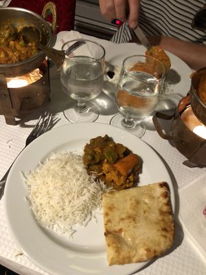 Vegan mixed vegetables with vegan nan at Sanskar Nepal in Lisbon