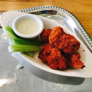 Buffalo Cauliflower Wings  at enVegan in Morrow