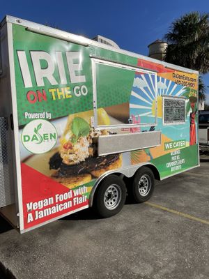 Food truck at Dajen Eats in Eatonville