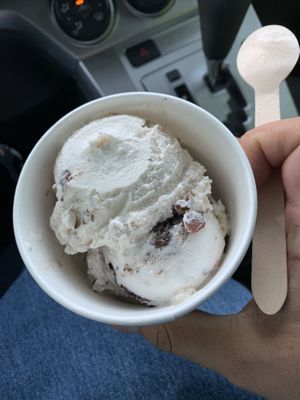 Ice cream at Dajen Eats in Eatonville