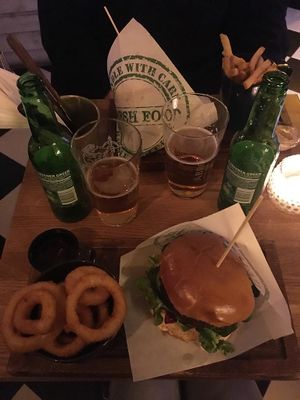 en göteburgare ocj lökringar at Göteburgare Vegan in Gothenburg