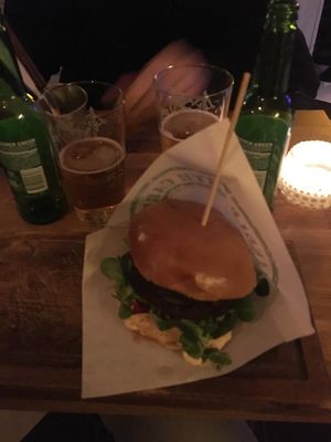double burger at Göteburgare Vegan in Gothenburg