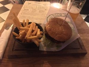 Burger with Fries at Göteburgare Vegan in Gothenburg