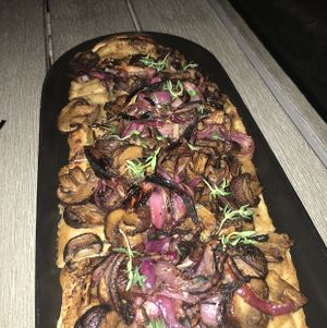 mushroom flatbread at GLAM Vegan in Miami