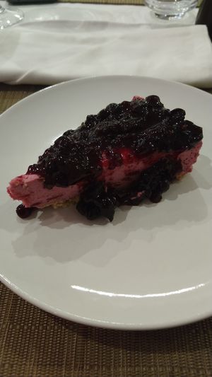 Tarte de frutos do bosque at Xisko in Guimaraes