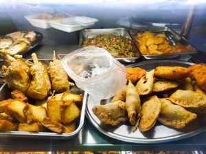 Dishes at Yi Sheng 益生素食 - East Coast in East Singapore