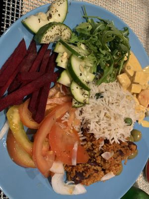 Healthy options  at Ohana By Naz in Lisbon