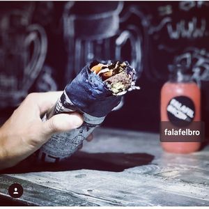 Delicious falafel at Falafel Bro - Oruzheynyy in Moscow