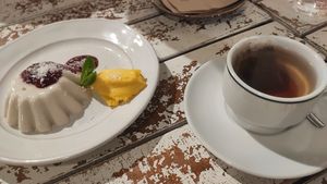  at Pitacasso in Sevilla