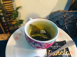Coca leaf tea at Etnia Arte y Sabor in Salento