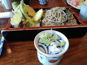 Soba and tempura at Kobayashi Soba in Matsumoto