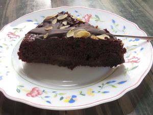Schoko-Pflaumen-Kuchen (chocolate plum cake) at Crops in Magdeburg