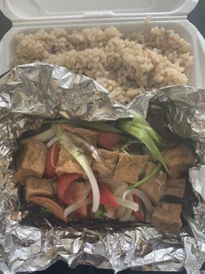 Pad broccoli in takeaway box at Lahn Pad Thai in Anchorage