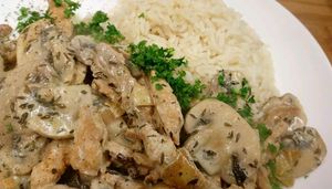 Stroganow with soychunks, mushroom on rice at Fair Liebt in Wiesbaden