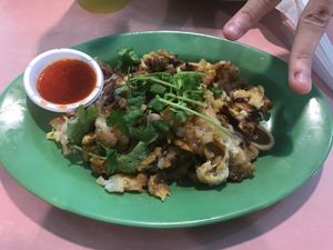 The place is still open! (Note to happy own) tried our luck as we were nearby and it still operating. The oyster omelette was good. Love the Chilli! They only have it on Saturdays though. at Xing Guang Vegetarian 星光素食 in Central Singapore
