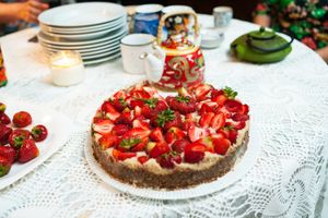 Cacke adn teapot at Seila - Raw in Riga