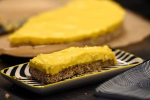 Mango cake at Seila - Raw in Riga