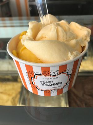 Vanilla and mango flavours at Geladaria Veneza in Quarteira