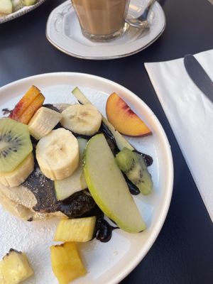 vegan pancakes with hazelnut cream  at Coccodi il Dolce e il Salato in Cagliari