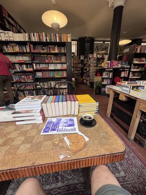 A break   at Tajne Komplety - Ksiegarnia Partnerska DSW in Wroclaw