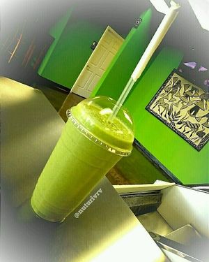 kale-a-green smoothie at Nuturi in Snellville