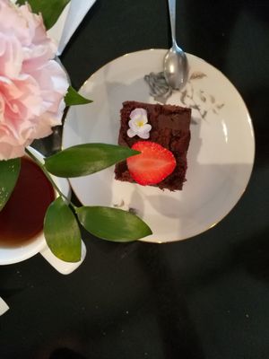 vegan chocolate cake at Ravintola Kuori in Turku