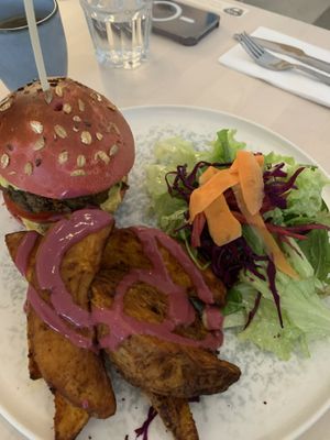 Burger  at Alive in Geneva