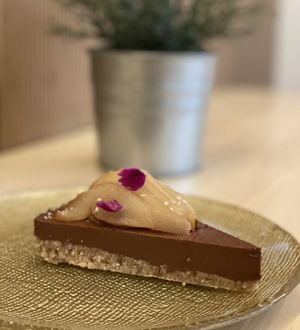 Tarte au chocolat et poire   at Alive in Geneva
