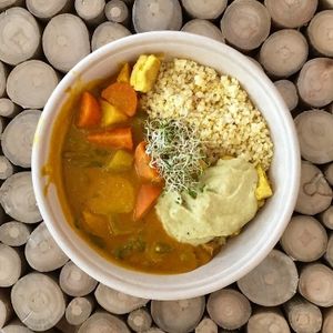 Buddha bowl at Alive in Geneva