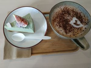 Cheesecake coco citron vert at Alive in Geneva