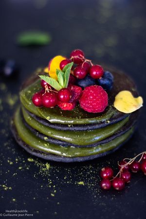 Active Charcoal Pancakes at Alive in Geneva