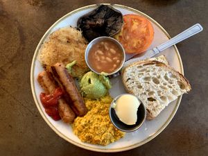 Vegan English Breakfast at Greasy Spoon - Hagagatan in Stockholm