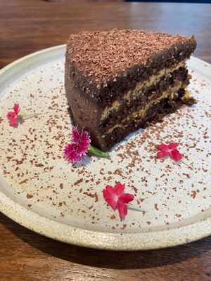 Torta húmeda de chocolate - 10/10 at Veda Restaurante in Miraflores