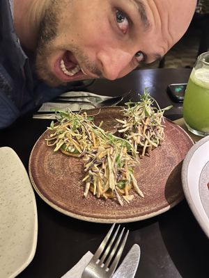 Matt-o-saurus devouring a small plate  at Veda Restaurante in Miraflores